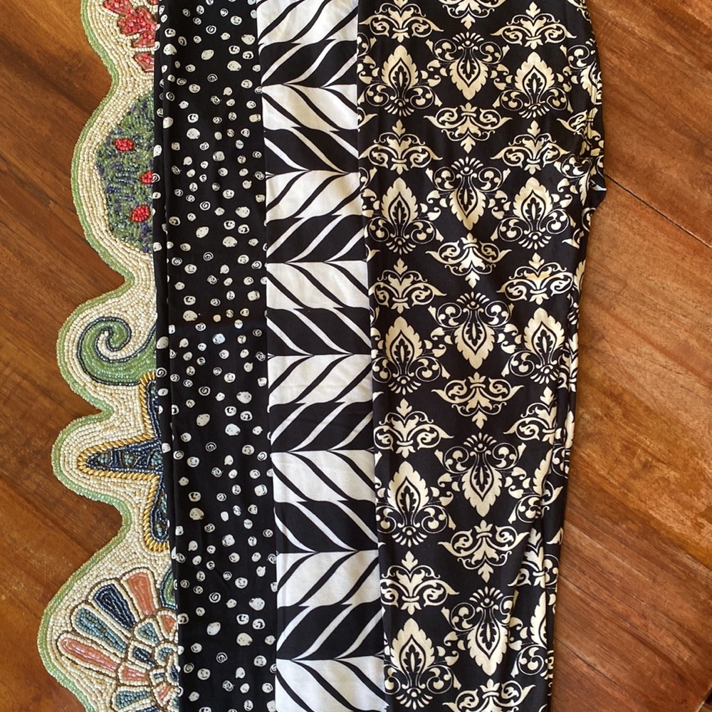 Lularoe Leggings OS Bundle Black & White